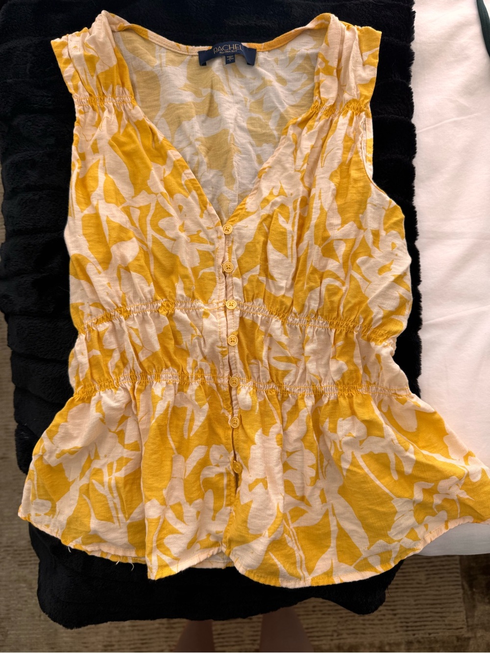 RACHEL Rachel Roy Yellow and White Floral Button-Front Sleeveless Top